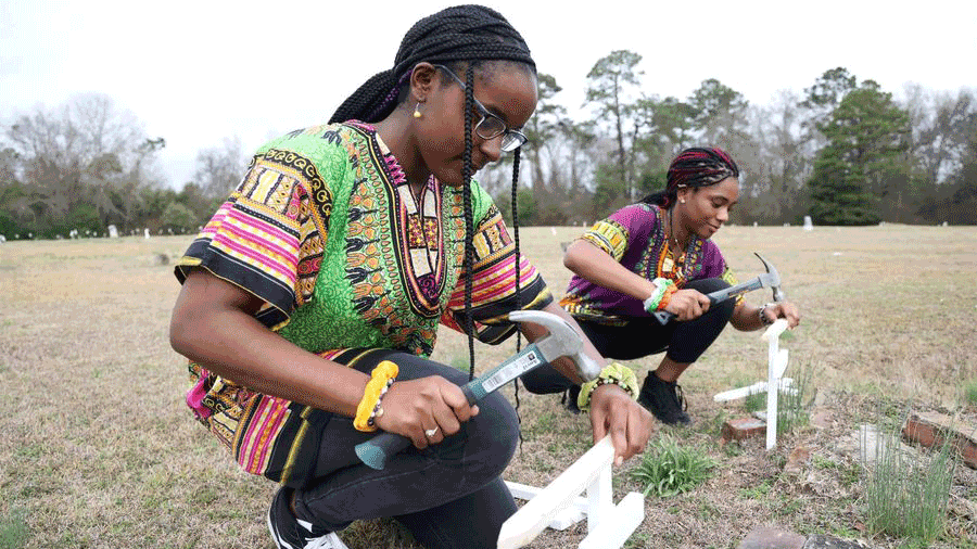 Open image in modal}