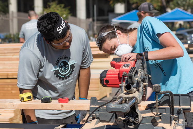 Image for SkillsUSA Students Build Bunk Beds for Fire Victims at the Rose Bowl