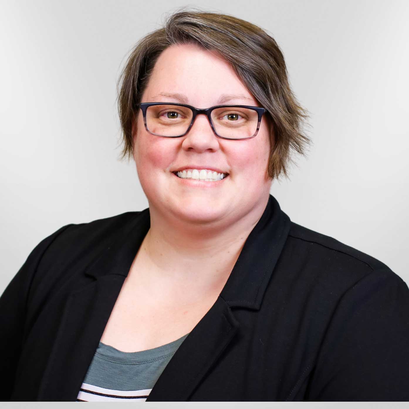 Photo of Tracy Becker