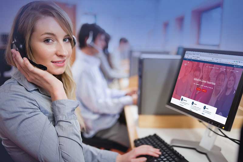 Photo of a customer care agent.