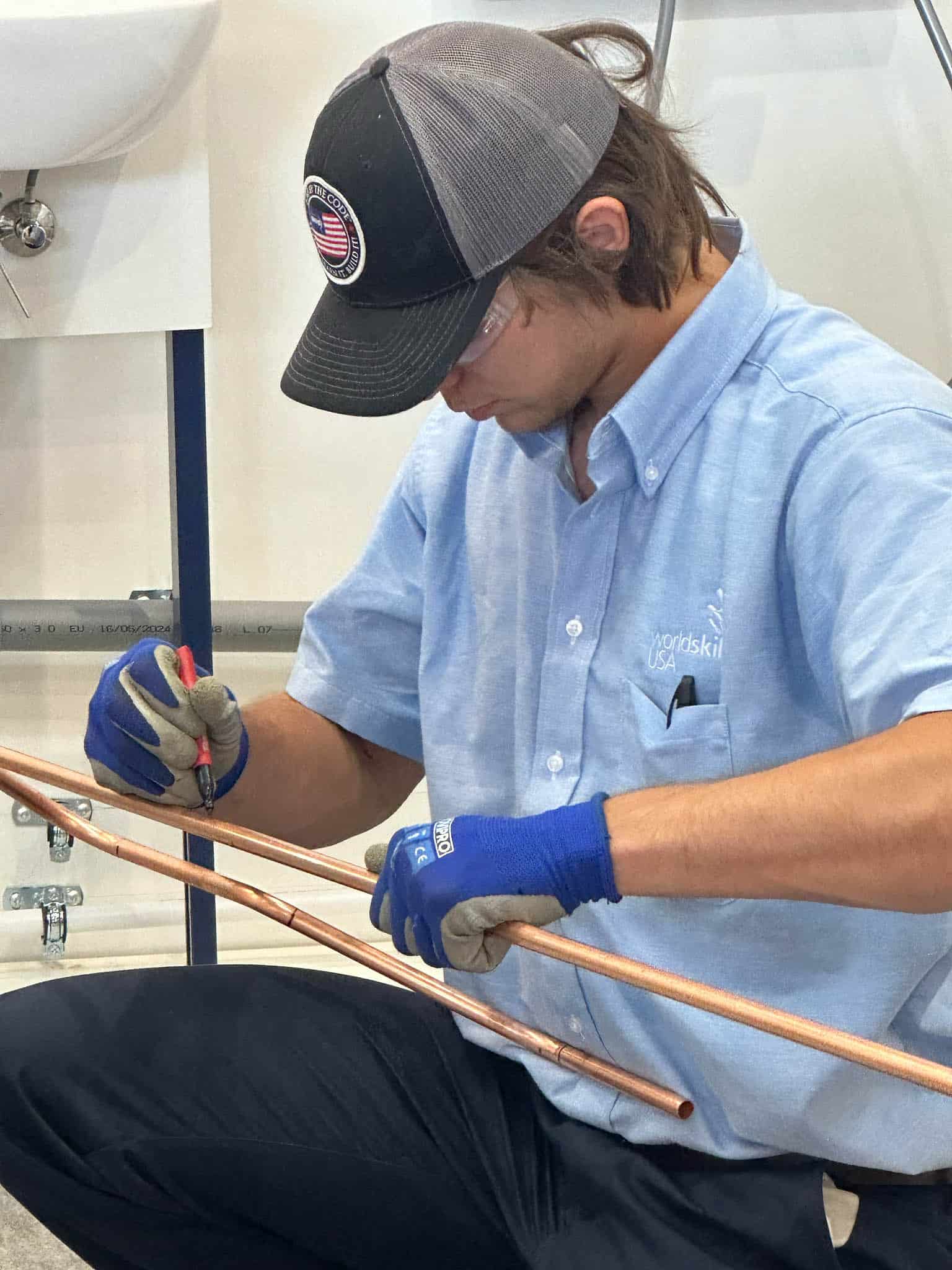 Open image in modal}