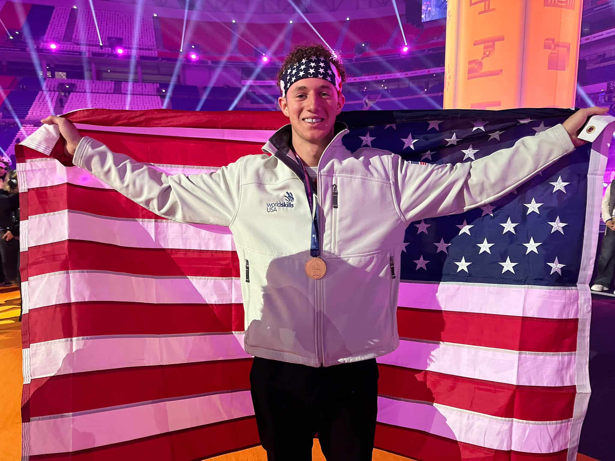 Open image in modal}